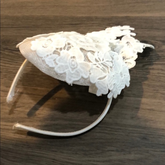 NWT white lace fascinator main image 9